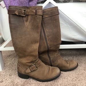Clarks Tan Distressed Riding Boots